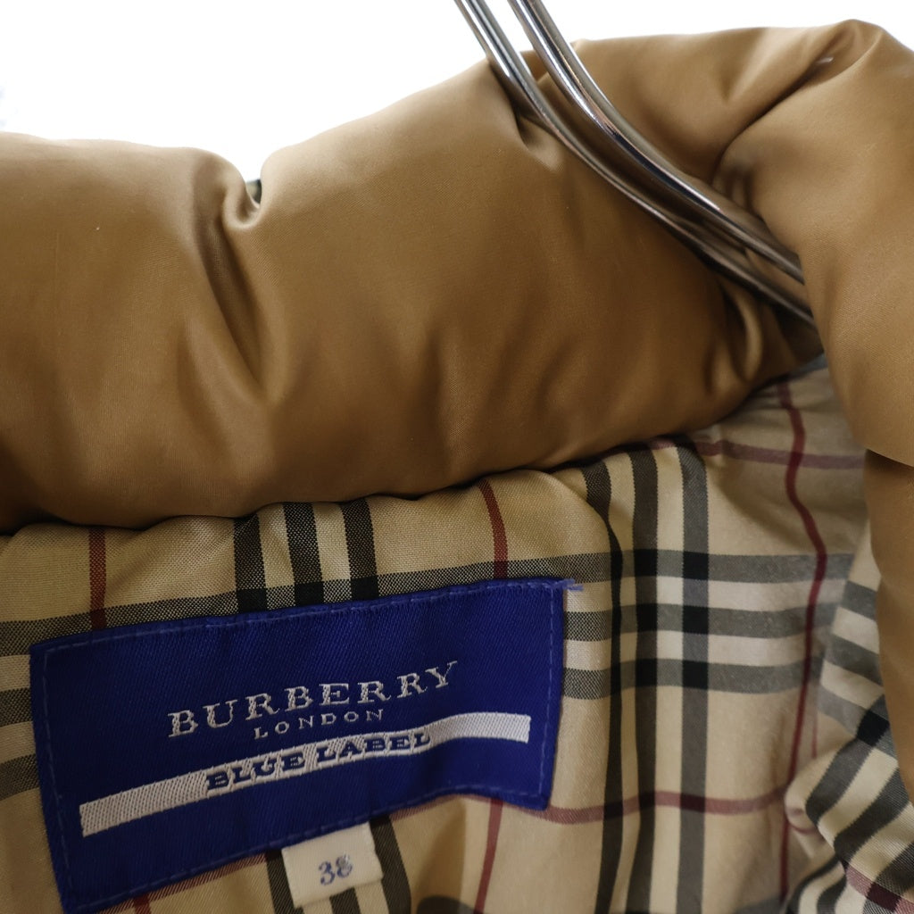 BURBERRY BLUE LABEL(バーバリーブルーレーベル) 裏地ノバチェック総柄 ファーフーデッド スナップボタン ダウンジャケット ベージュ レディース FCF25-545040