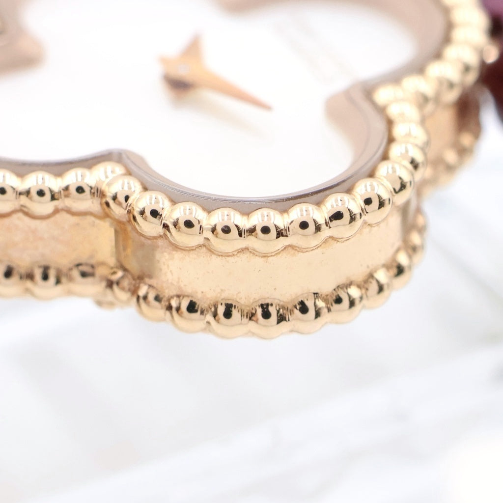 Van Cleef & Arpels(ヴァンクリーフアンドアーペル) ヴァンクリーフアンドアーペル スウィートアルハンブラウォッチ マザーオブパール文字盤 腕時計 PG×革/QZ ピンクゴールド レッド×ブラック 18K レザー VCARO8SF00 レディース