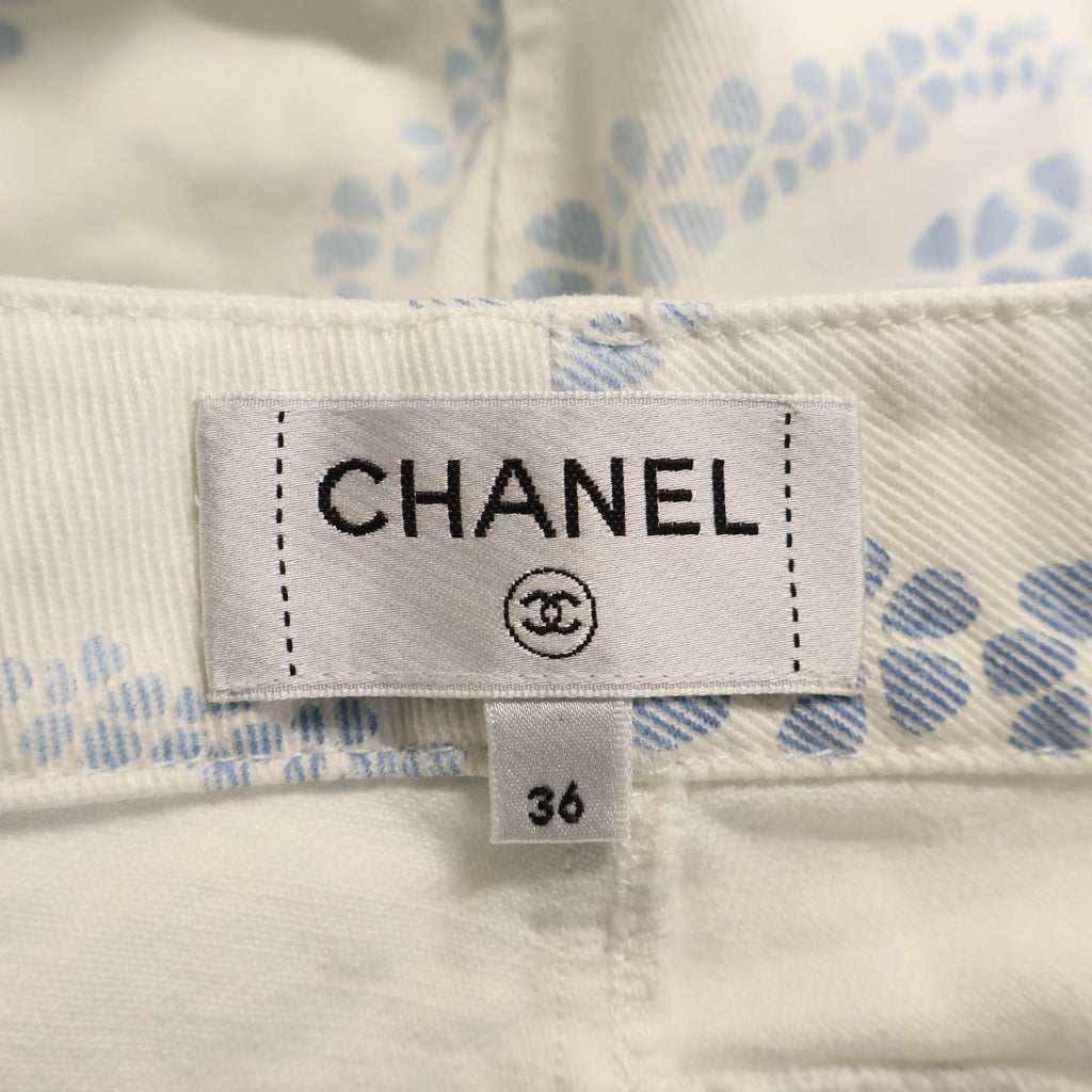 CHANEL(シャネル) COCO BEACH PRINTED DENIM PANTS ココビーチプリント フレアデニムパンツ ジーンズ ワイド ココマーク ホワイト/ブルー P78561V71097 レディース