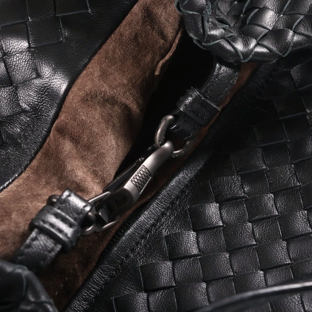 BOTTEGA VENETA(ボッテガヴェネタ) イントレチャート トートバッグ ブラック レザー レディース