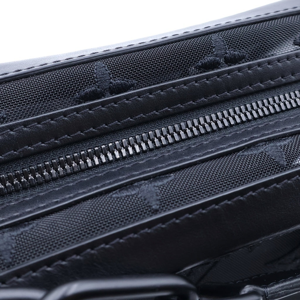 LOUIS VUITTON(ルイヴィトン) モノグラム ソフトトランク ショルダーバッグ ブラック メッシュ×レザー M53964 ICタイプ レディース