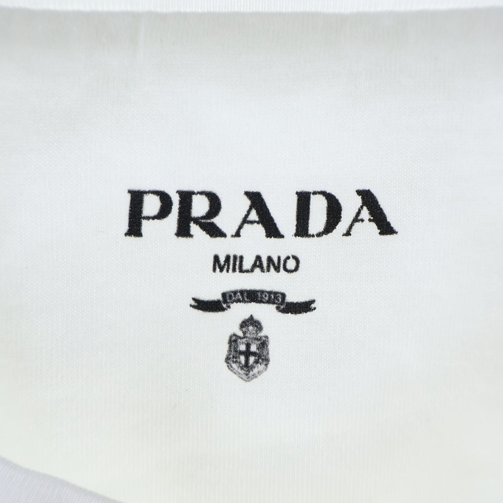 PRADA(プラダ) トライアングル ワッペンロゴ クルーネック 半袖Tシャツ カットソー ホワイトUJN852