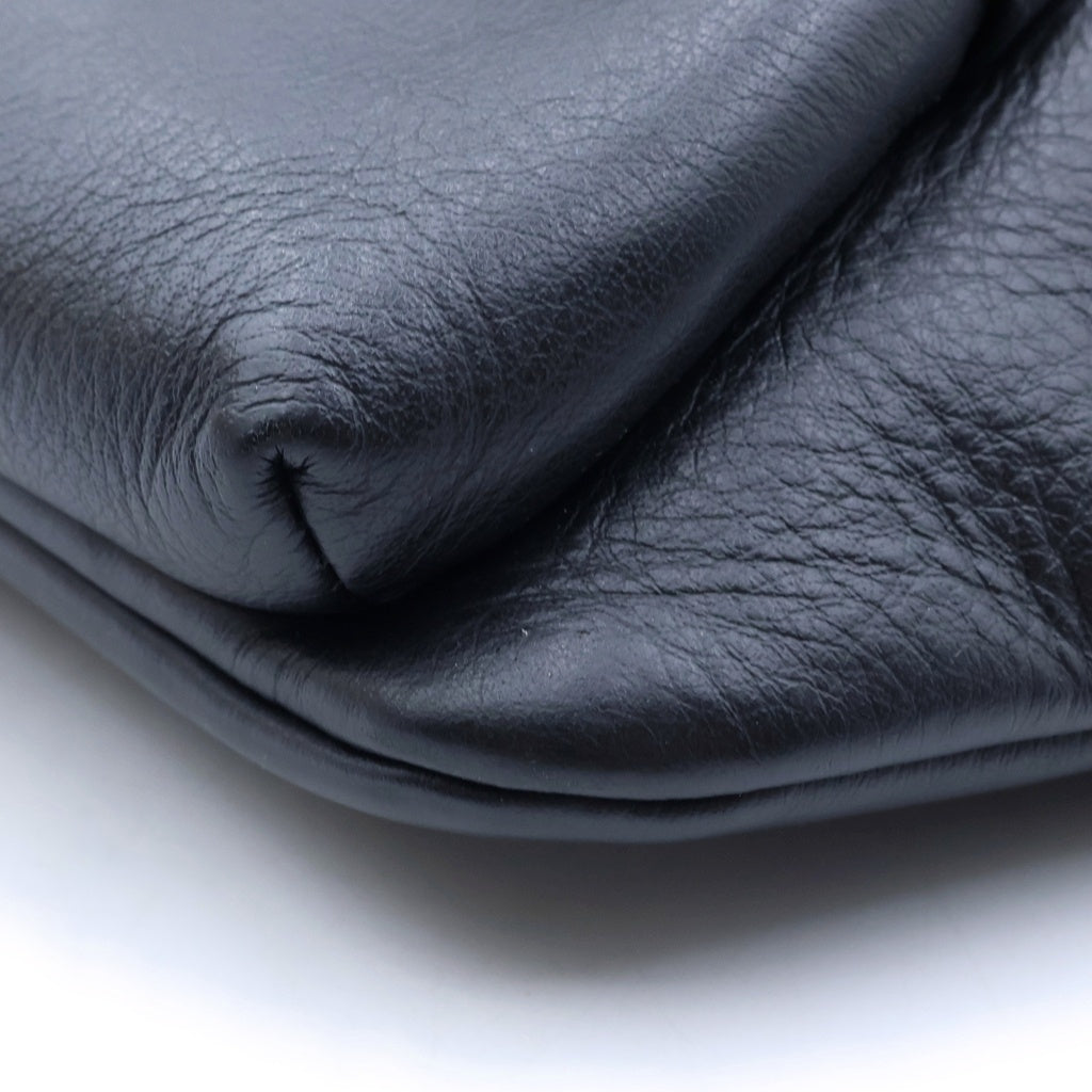 BALENCIAGA(バレンシアガ) エブリディ ボディバッグ 黒 レザー 552375