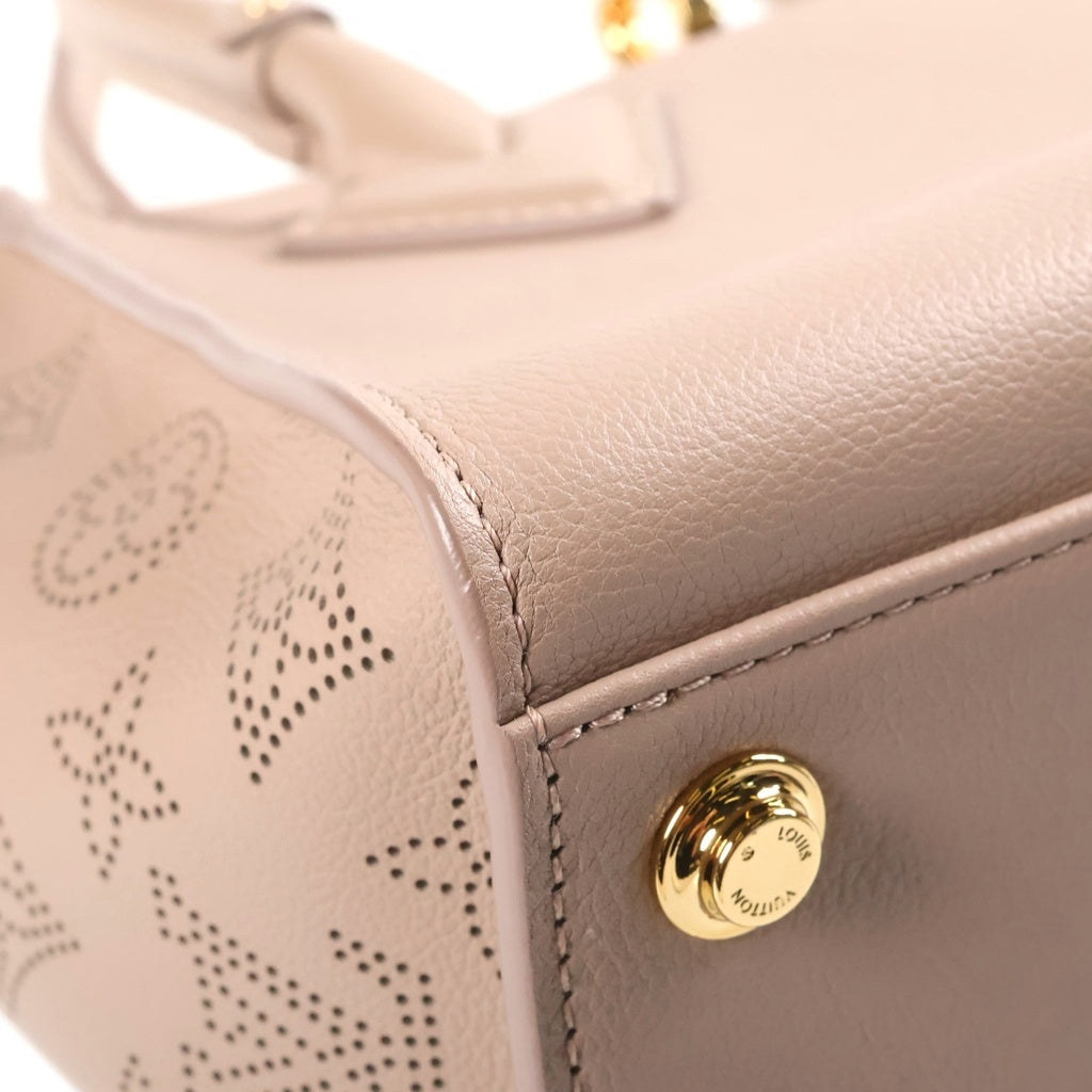 LOUIS VUITTON(ルイヴィトン) モノグラムマヒナ オンマイサイドPM 2WAYハンドバッグ ショルダーバッグ ベージュ レザー M20600 ゴールド金具 レディース