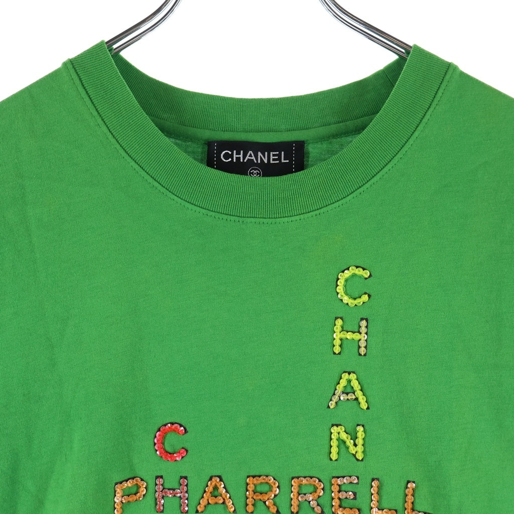 CHANEL(シャネル) PHARRELL WILLIAMS Tシャツ 半袖 ロゴ ビーズ 刺繍 コットン グリーン P61052K46833