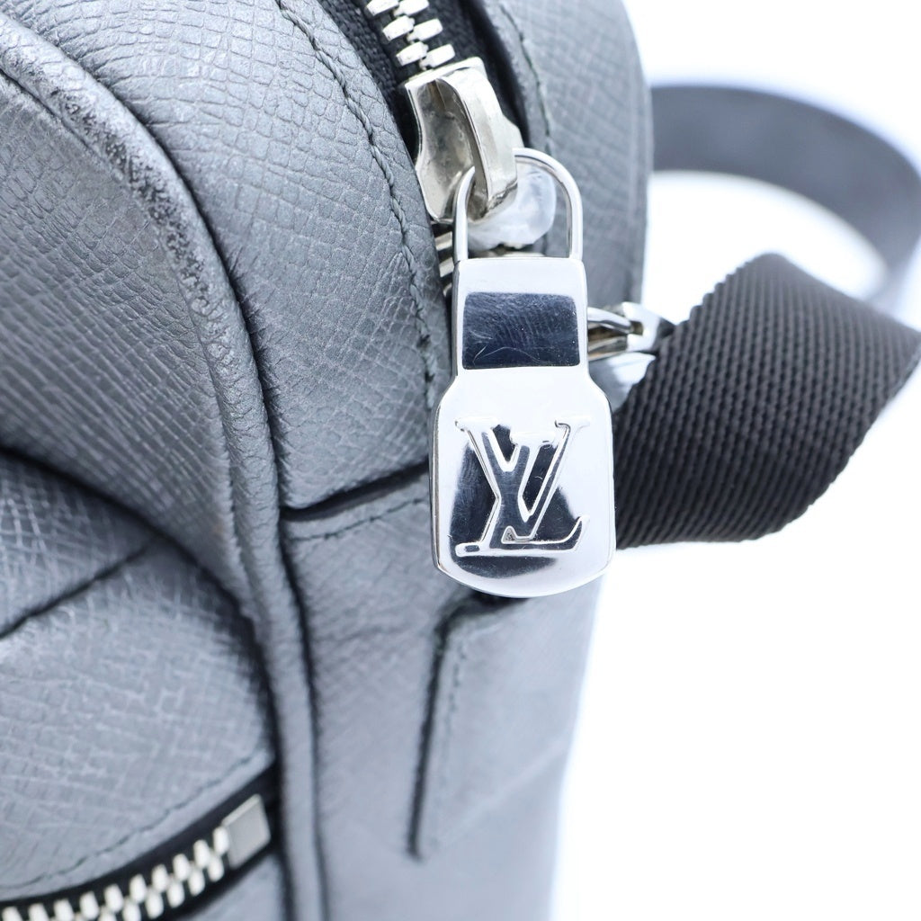 LOUIS VUITTON(ルイヴィトン) タイガラマ アウトドアメッセンジャー ショルダーバッグ M30830 RFID