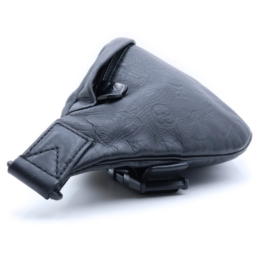 LOUIS VUITTON(ルイヴィトン) モノグラムシャドウ ディスカバリー バムバッグPM レザー ボディ ショルダーバッグ ブラック M46036 レディース