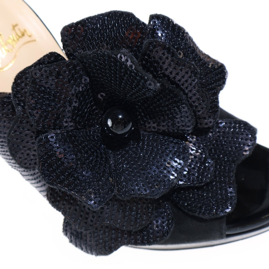 CHRISTIAN LOUBOUTIN(クリスチャンルブタン) フラワー ハイヒール ブラック スエード パンプス レディース