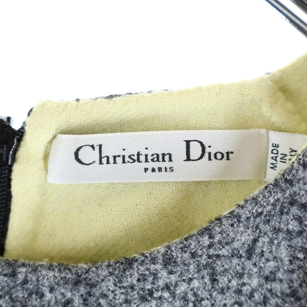 Christian Dior(クリスチャンディオール) カシミヤ・アンゴラブレンド アシンメトリーバックジップ ノースリーブフレアワンピース グレー 3H20625A2220 レディース
