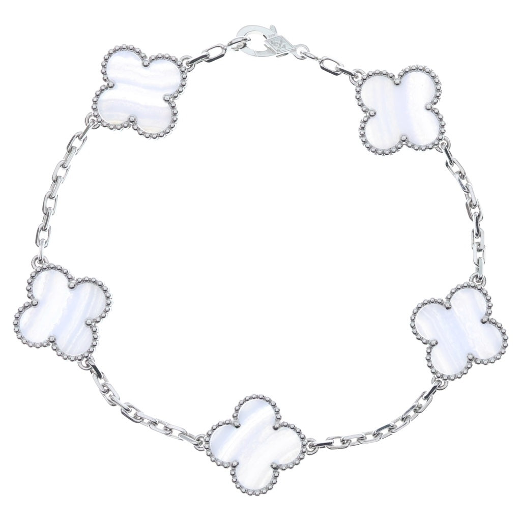 Van Cleef & Arpels(ヴァンクリーフアンドアーペル) ヴィンテージアルハンブラ ブレスレット カルセドニー 5モチーフ K18ホワイトゴールド VCARD34700