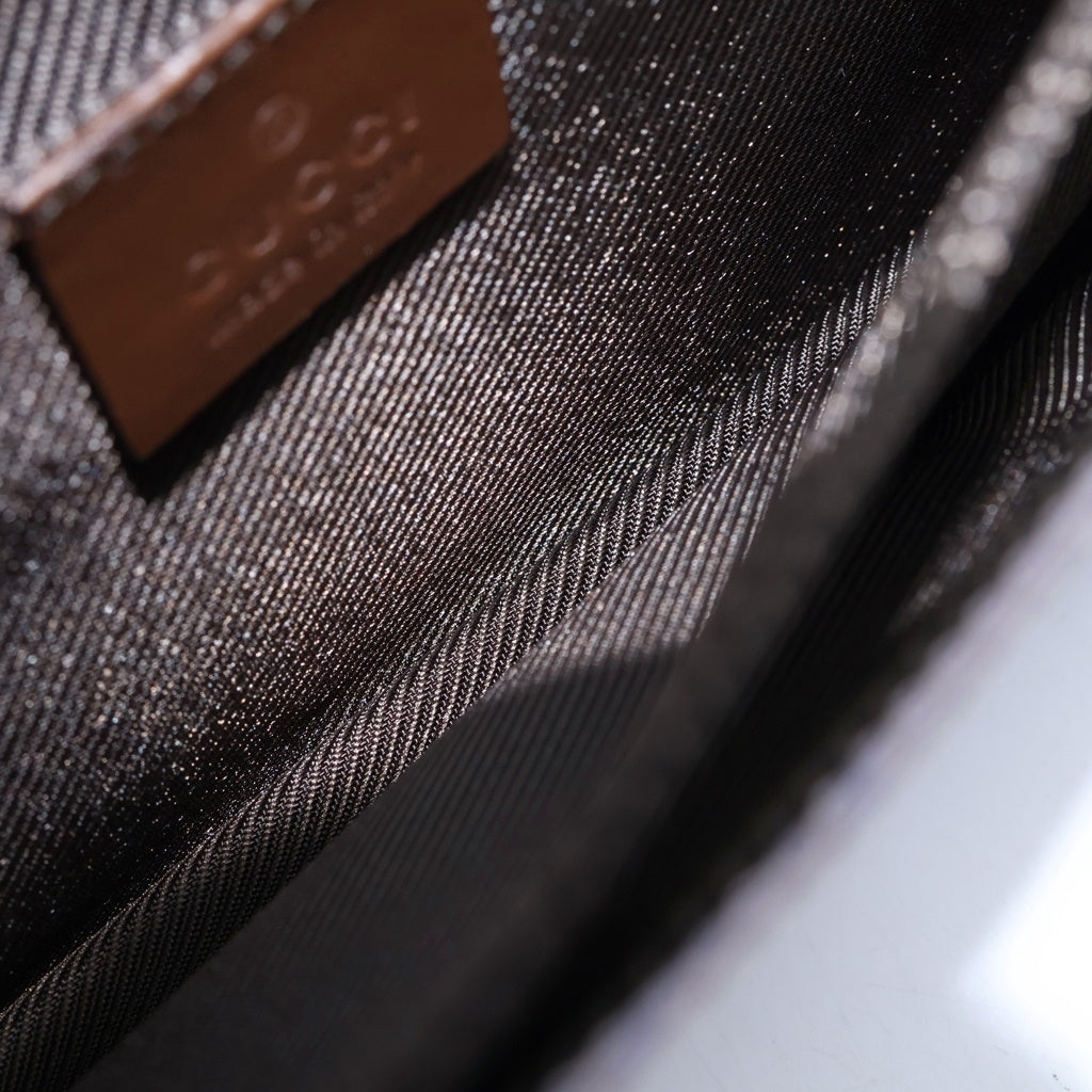 GUCCI(グッチ) ハンドバッグ ショルダーバッグ GGキャンバス パープル レディース