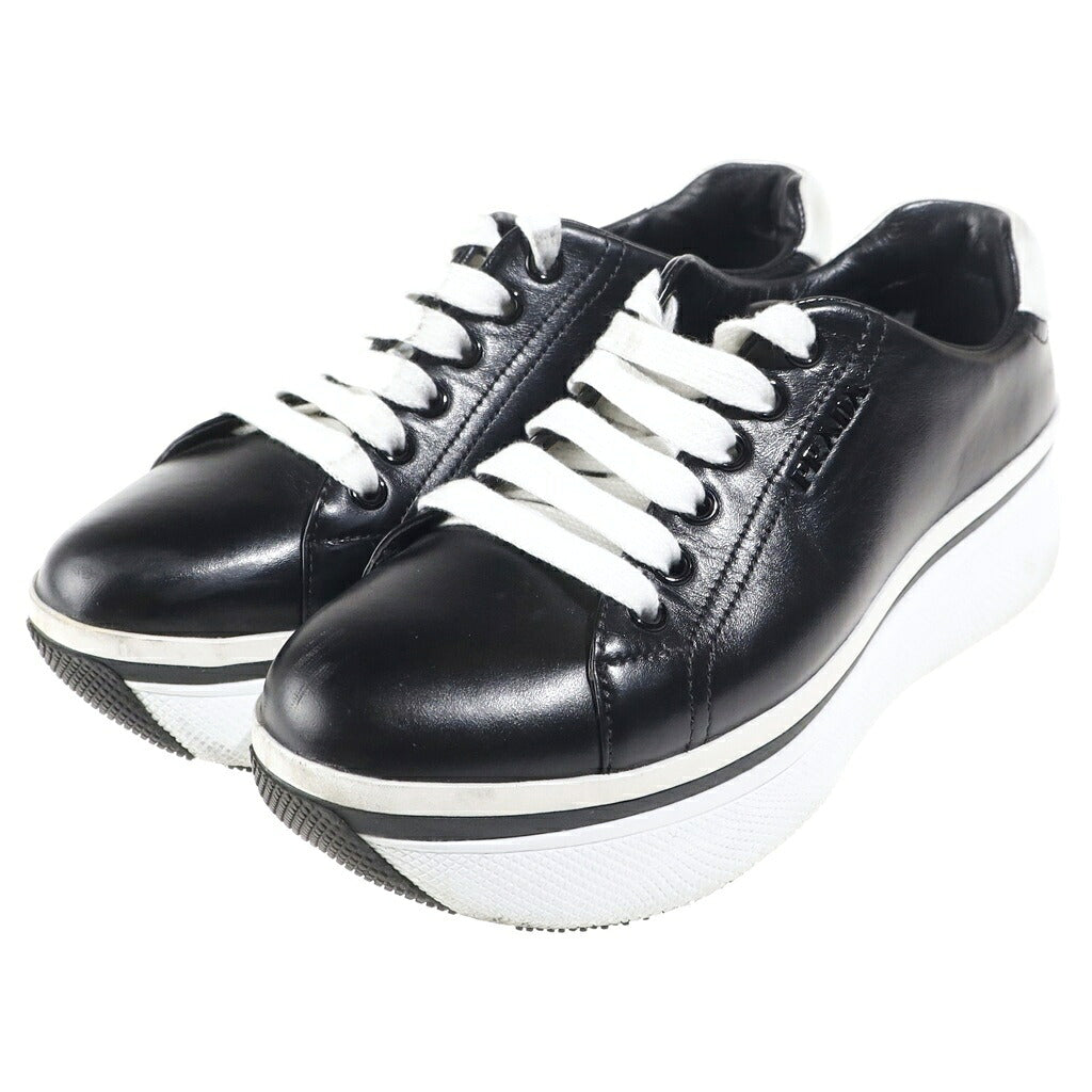 PRADA(プラダ) ローカット スニーカー ボリュームソール 厚底 レザー ブラック/ホワイト 1E5571