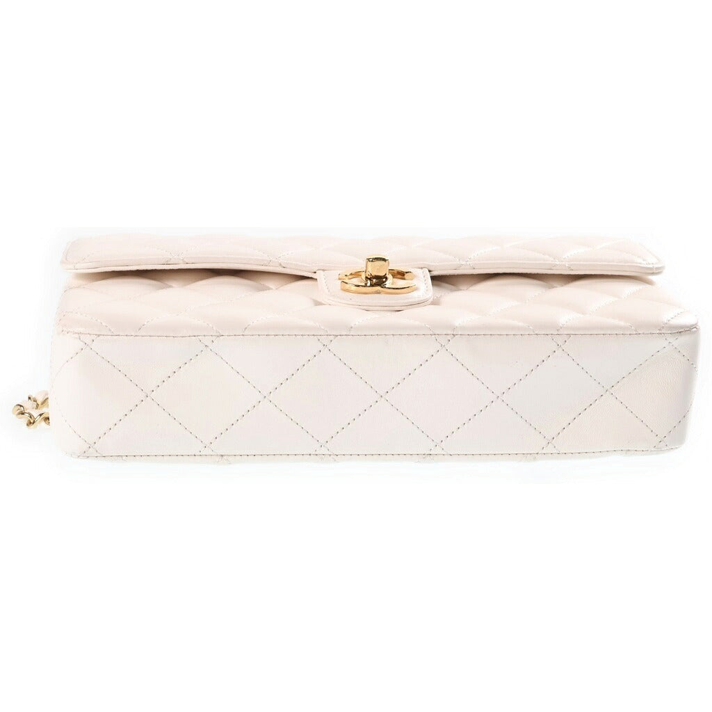 CHANEL(シャネル) マトラッセ 25 ミニ SフラップWチェーンショルダーバッグ ホワイト ラムスキン プレートシリアル ゴールド金具