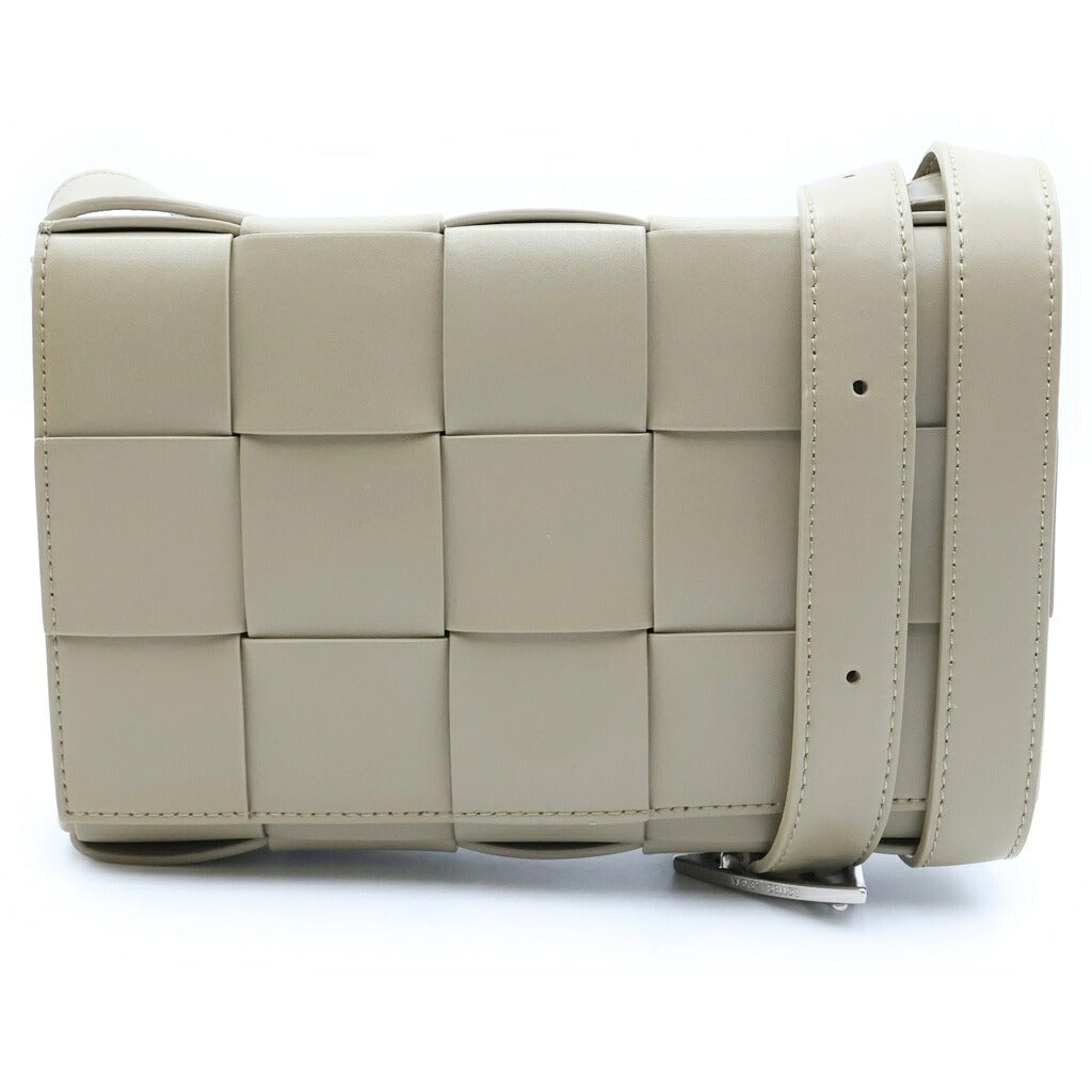 BOTTEGA VENETA(ボッテガヴェネタ) カセット ショルダーバッグ グレージュ ベージュ レザー 578004VMAY1