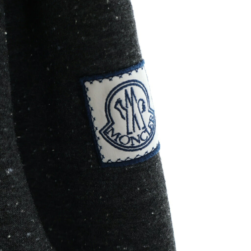 MONCLER(モンクレール) フーディ パーカー ジップアップ 長袖 ロゴ ワッペン レーヨン コットン グレー B23918407400