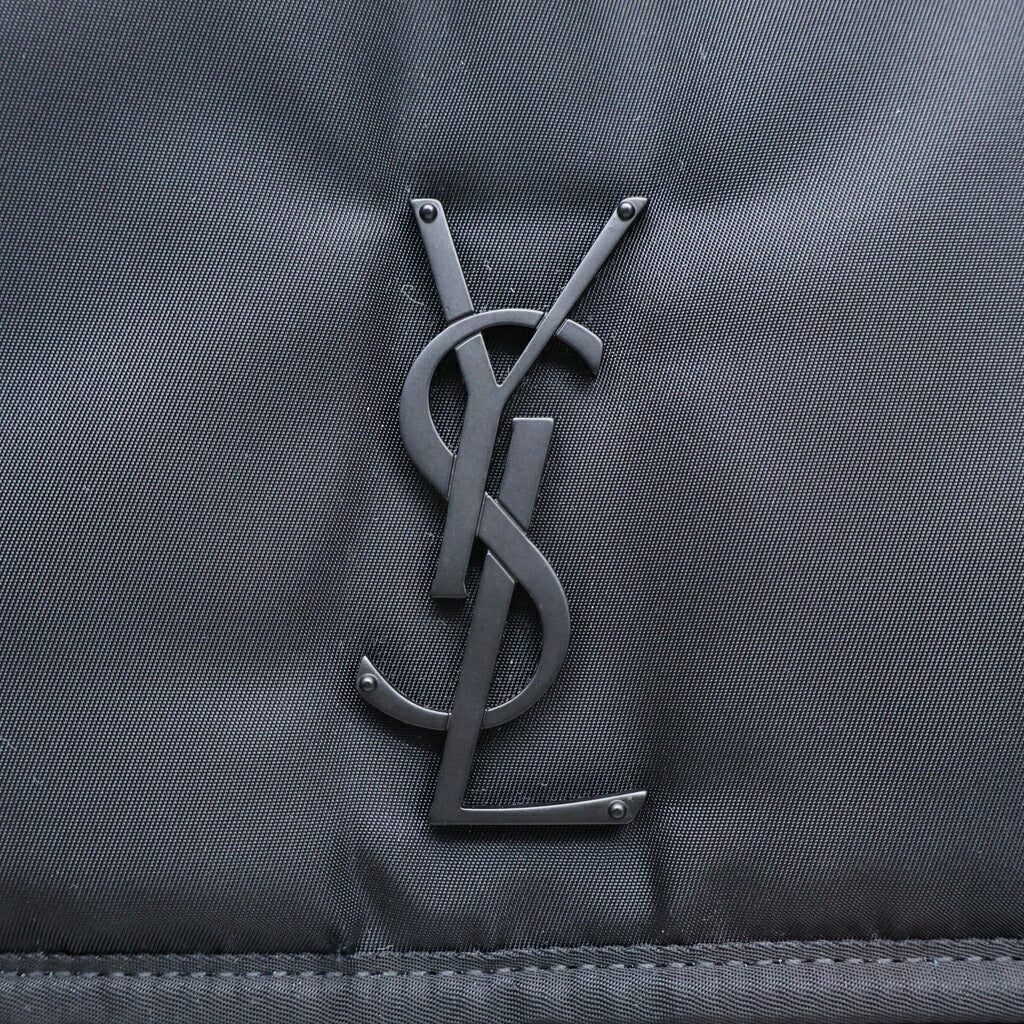 YVES SAINT LAURENT(イヴサンローラン) ニキ カサンドラ メッセンジャーバッグ ショルダーバッグ ブラック ナイロン 757146 ブラック金具