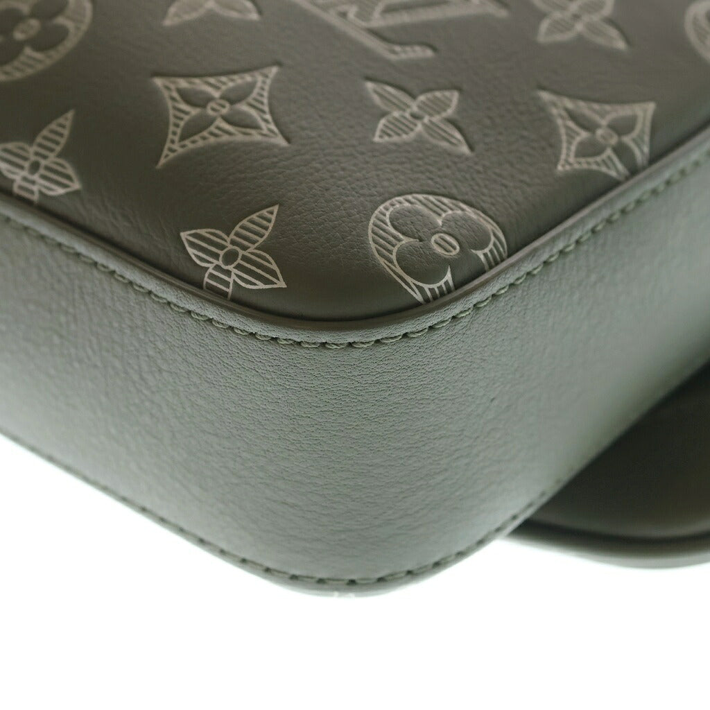 LOUIS VUITTON(ルイヴィトン) モノグラム シャドウ トリオメッセンジャーバッグ ショルダーバッグ レザー カーキ M12490 ICタイプ