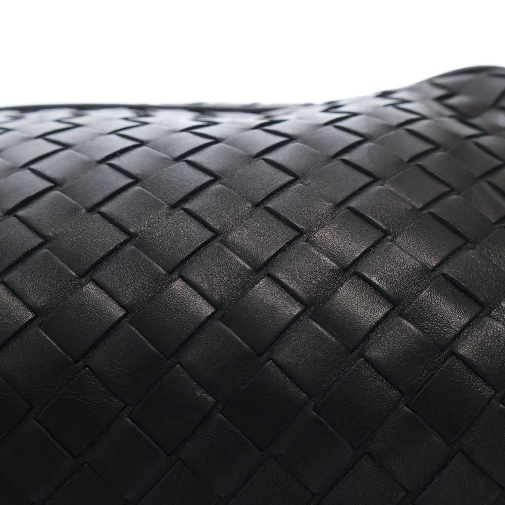 BOTTEGA VENETA(ボッテガヴェネタ) イントレチャート レザークラッチバッグ ブラック