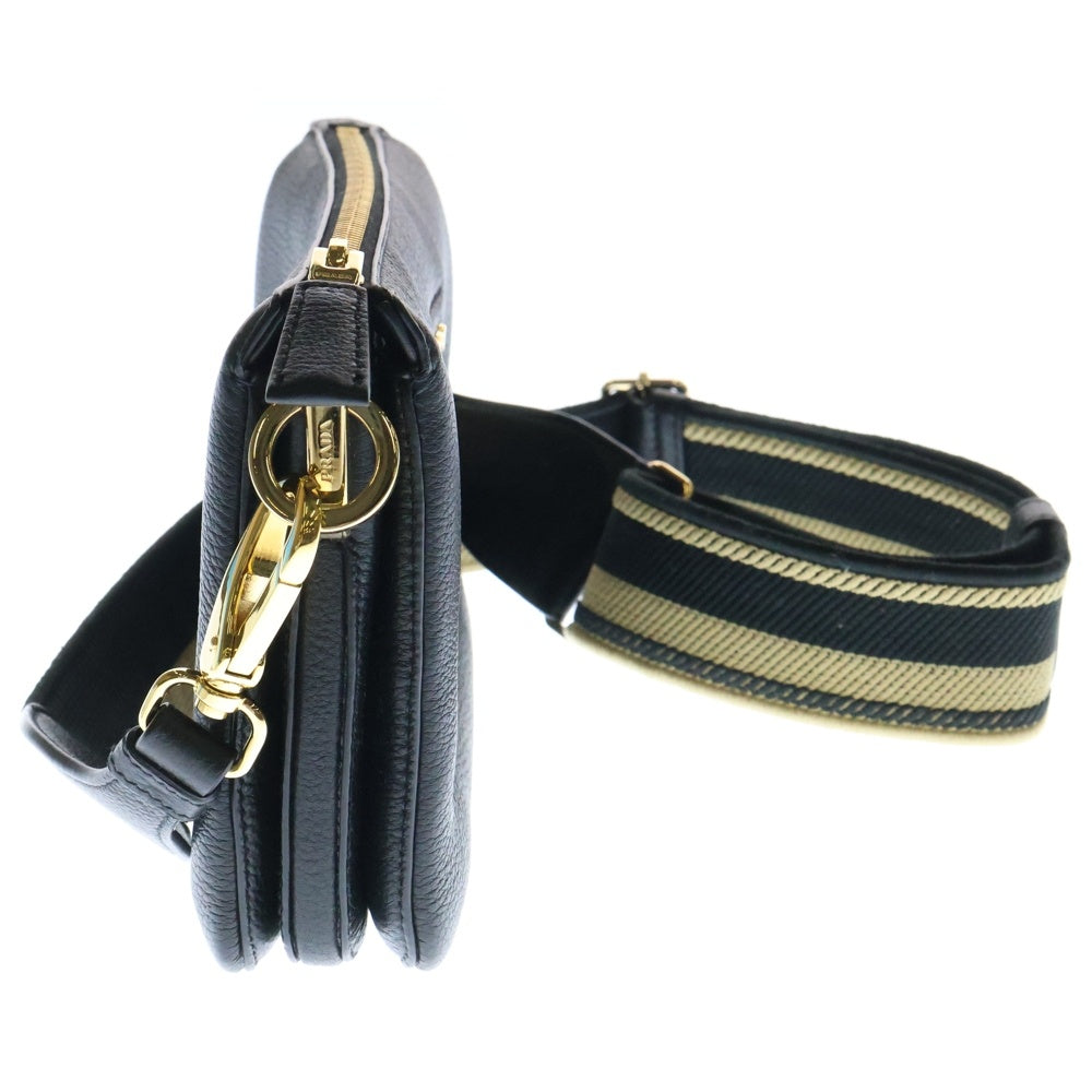 PRADA(プラダ) ヴィッテロダイノ ショルダーバッグ ブラック ゴールド金具 レザー 1BH194