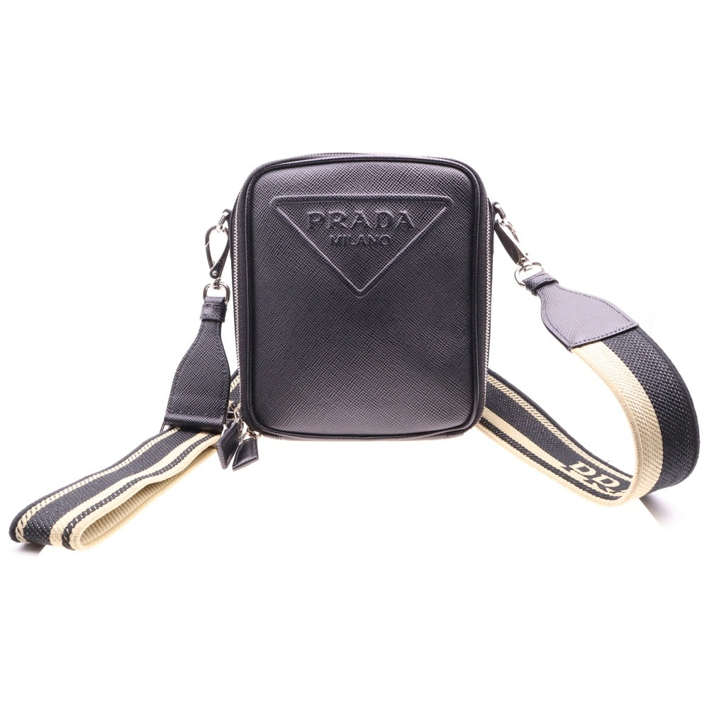PRADA(プラダ) サフィアーノ ロゴショルダーバッグ ミニバッグ ブラック シルバー金具 レザー 2VH154