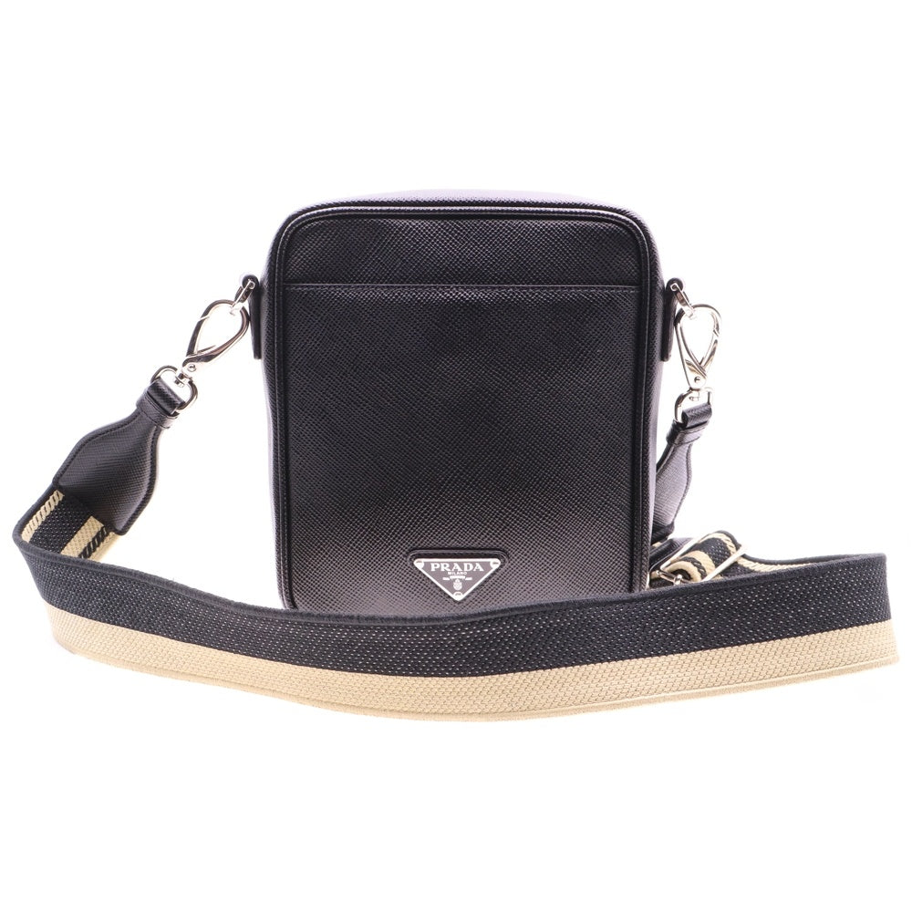 PRADA(プラダ) サフィアーノ ロゴショルダーバッグ ミニバッグ ブラック シルバー金具 レザー 2VH154