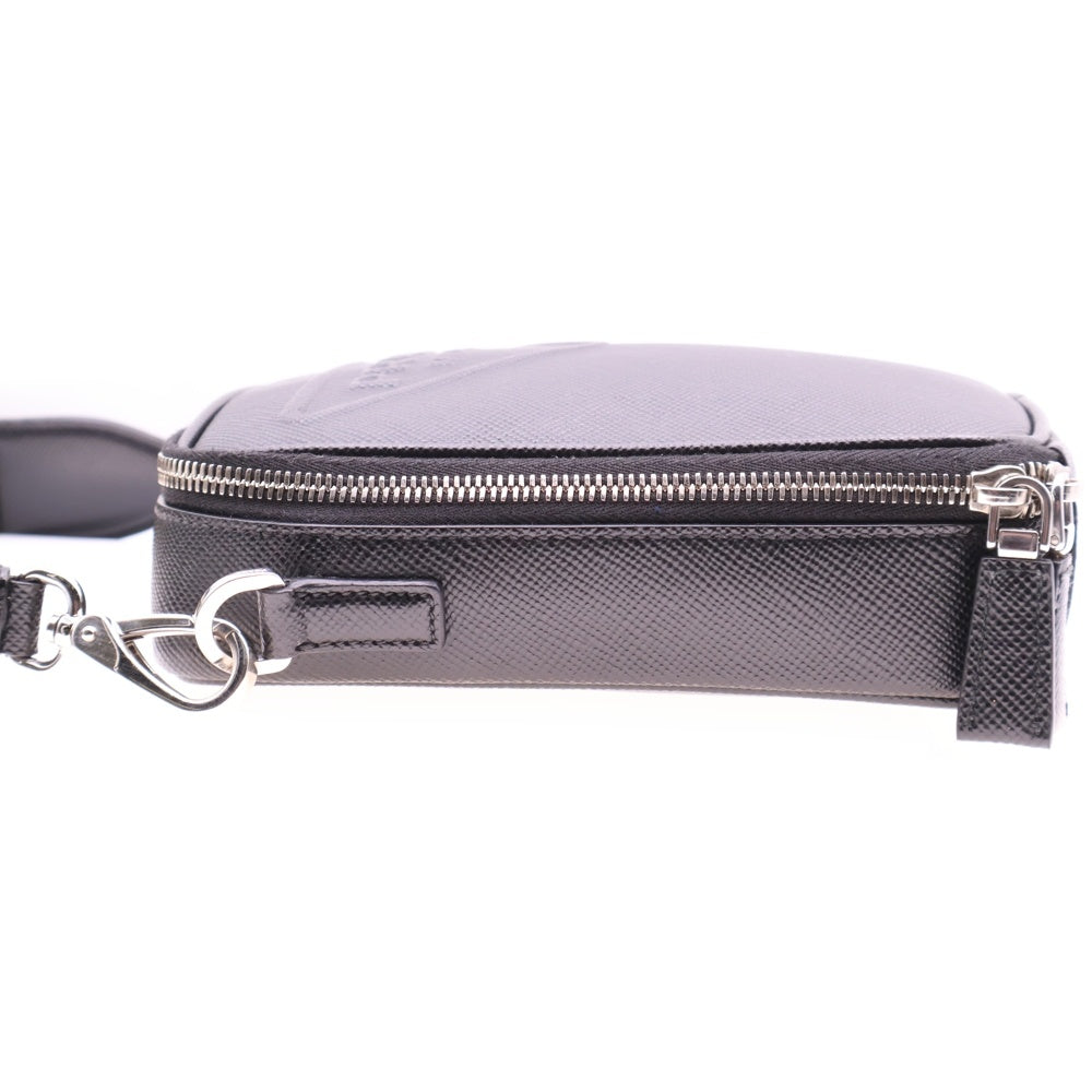 PRADA(プラダ) サフィアーノ ロゴショルダーバッグ ミニバッグ ブラック シルバー金具 レザー 2VH154