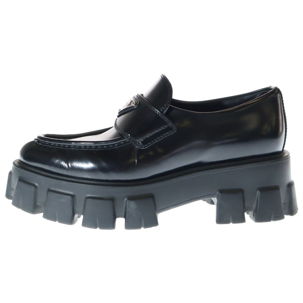 PRADA(プラダ) モノリス トライアングルロゴプレート ブラッシュドレザー 厚底 ローカットシューズ ローファー ブラック レディース 1D663M