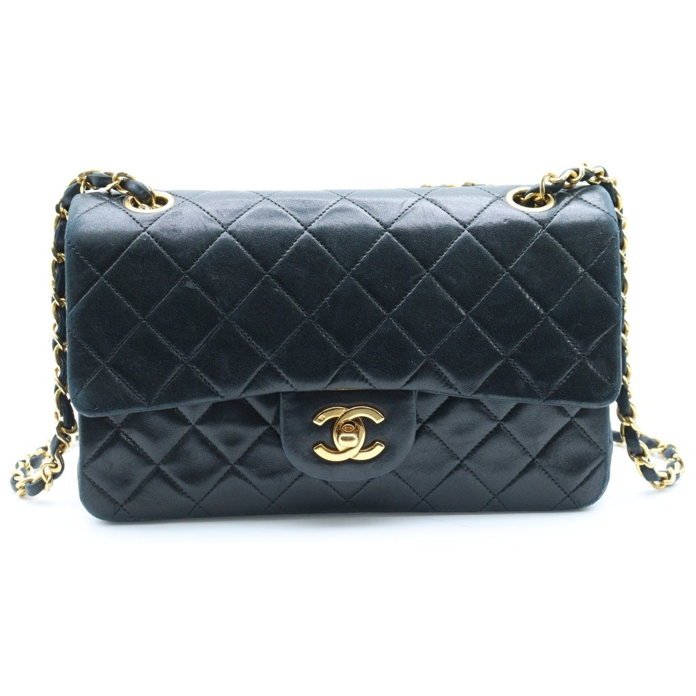 CHANEL(シャネル) マトラッセ23 ダブルフラップ ダブルチェーン ショルダーバッグ ラムスキン ブラック ゴールド金具