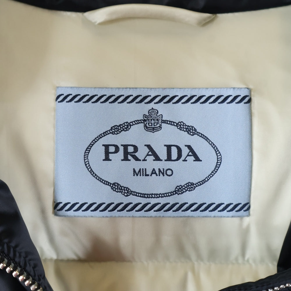 PRADA(プラダ) 19AW ロゴバックル ベルト付き スタンドカラー ジップアップ ダウン ロング ジャケット コート ブラック レディース 29G150