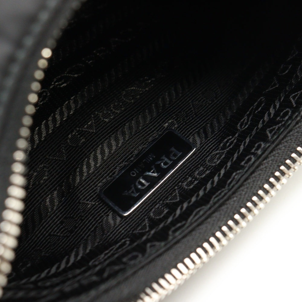 PRADA(プラダ) Re-Edition 2005 Re-Nylon ショルダーバッグ チェーンバッグ ブラック ナイロン 1BH204 シルバー金具