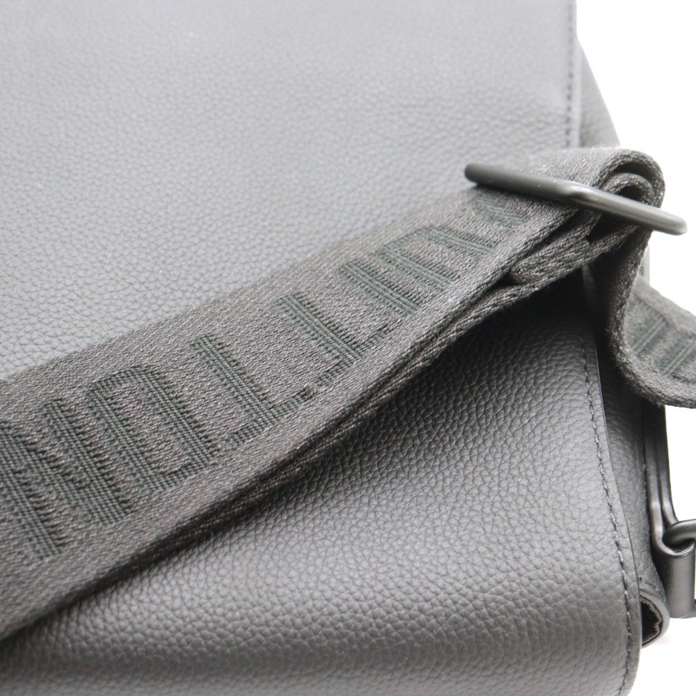 LOUIS VUITTON(ルイヴィトン) アエログラム テイクオフ・メッセンジャー バッグ ブラック レザー RFID M57080