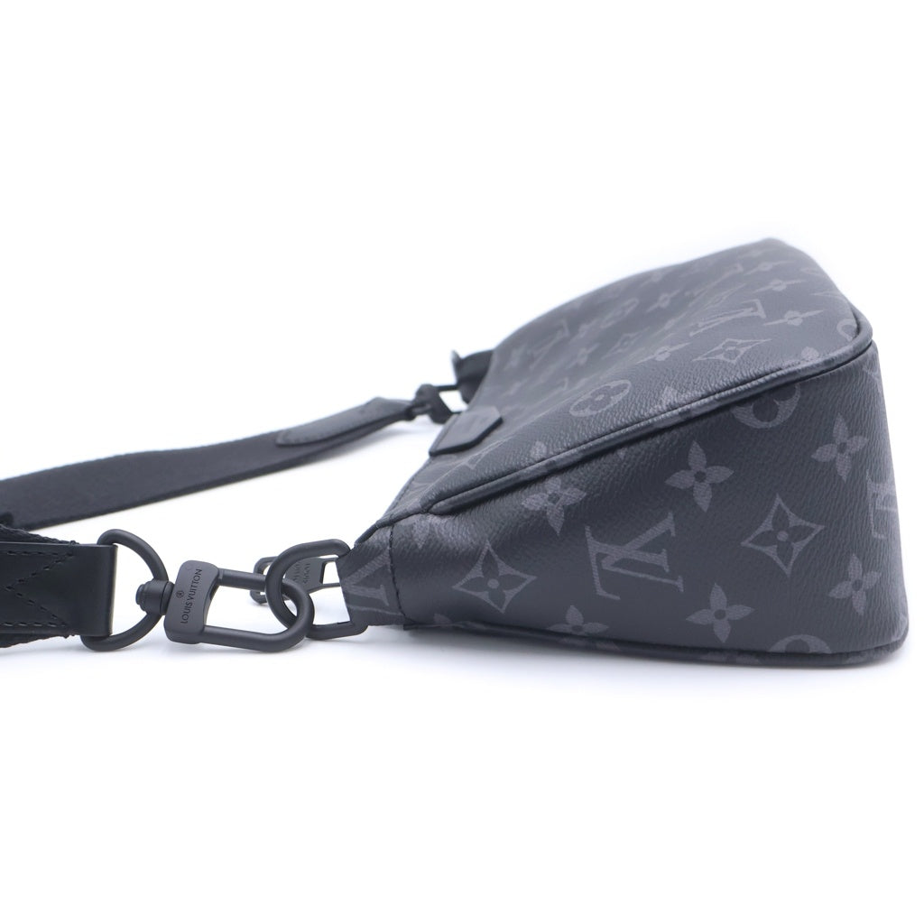 LOUIS VUITTON(ルイヴィトン) モノグラム・エクリプス ポシェット・アクセソワールXL ショルダーバッグ ブラック PVC M11741 ブラック金具