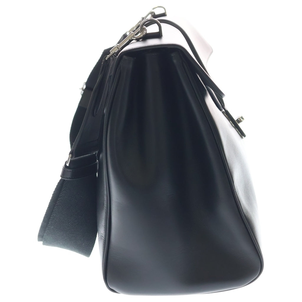 CELINE(セリーヌ) 16セーズ ラージスープル 24H ショルダーバッグ ブラック レザー シルバー金具 レディース