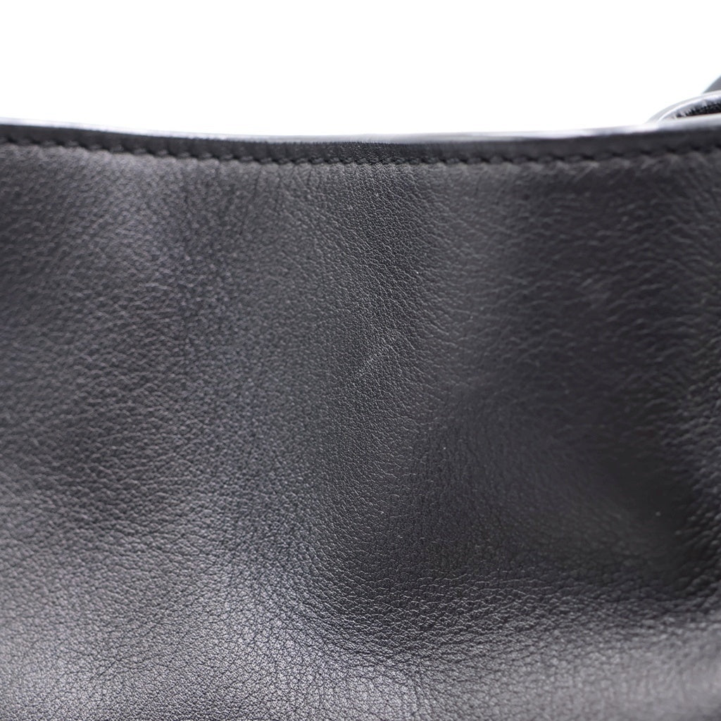 LOEWE(ロエベ) フラメンコ ミディアム ショルダーバック 巾着バッグ ブラック カーフスキン レディース
