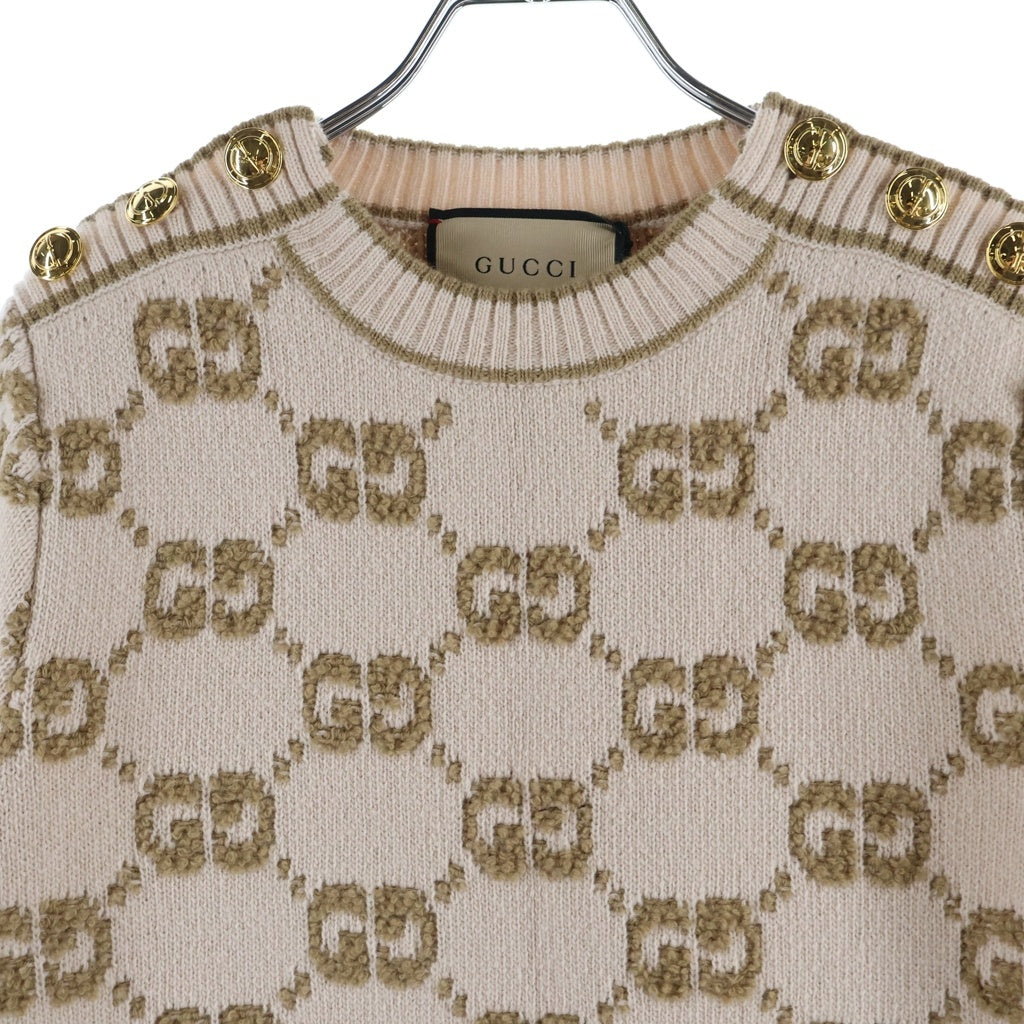 GUCCI(グッチ) GG wool boucl jacquard dress ジャカードドレス 半袖ウールニットワンピース GGロゴ 総柄 金ボタン ピンクベージュ 718630 XKCNA レディース
