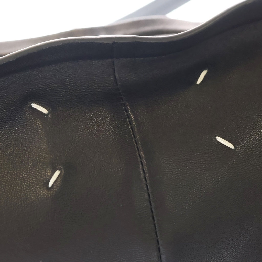 MM6 Maison Margiela(エムエムシックスメゾンマルジェラ) ドローストリング バケットバッグ ショルダーバッグ ブラック レザー SB1ZH0006 シルバー金具 レディース