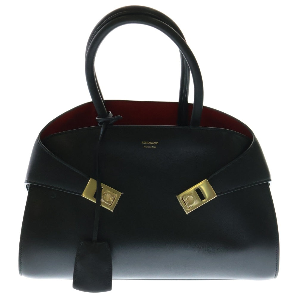 FERRAGAMO(フェラガモ) フェラガモ ハグ スモール 2wayハンドバッグ トートバッグ ショルダーバッグ ゴールド金具 レザー ブラック