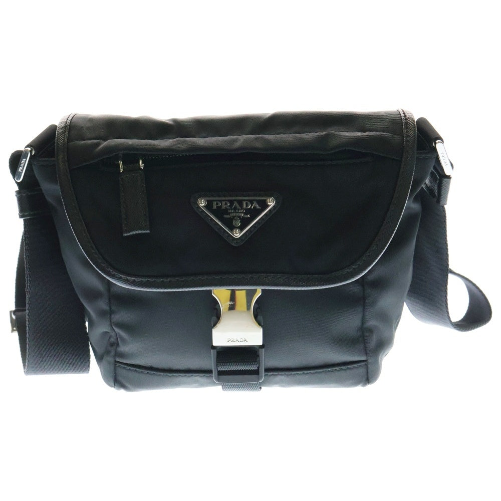 PRADA(プラダ) サフィアーノ ショルダーバッグ ミニバッグ ロゴ三角プレート ブラック シルバー金具 ナイロン×レザー 2VD070