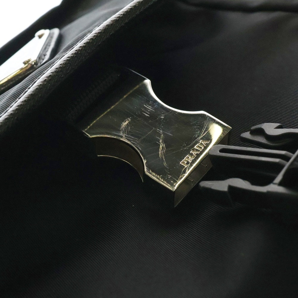 PRADA(プラダ) サフィアーノ ショルダーバッグ ミニバッグ ロゴ三角プレート ブラック シルバー金具 ナイロン×レザー 2VD070