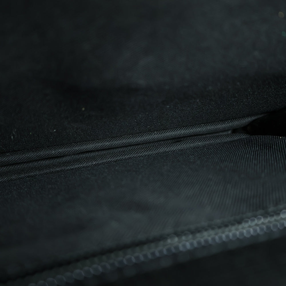 MOSCHINO(モスキーノ) プッシュロック ナイロン チェーンショルダーバッグ ゴールド金具 ブラック