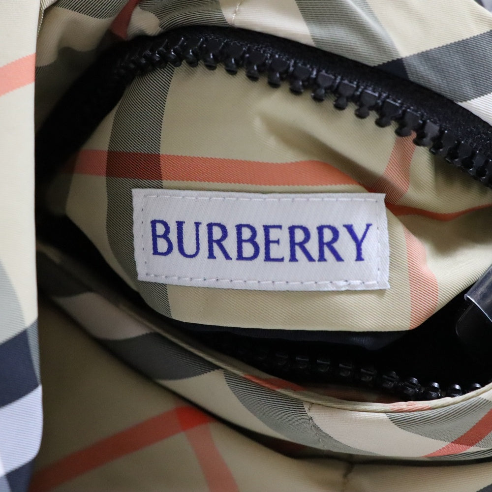 BURBERRY(バーバリー) 24AW リバーシブル ノバチェック総柄 ロゴ刺繍 ジップアップ ダウンジャケット ブラック/ベージュ 8096129