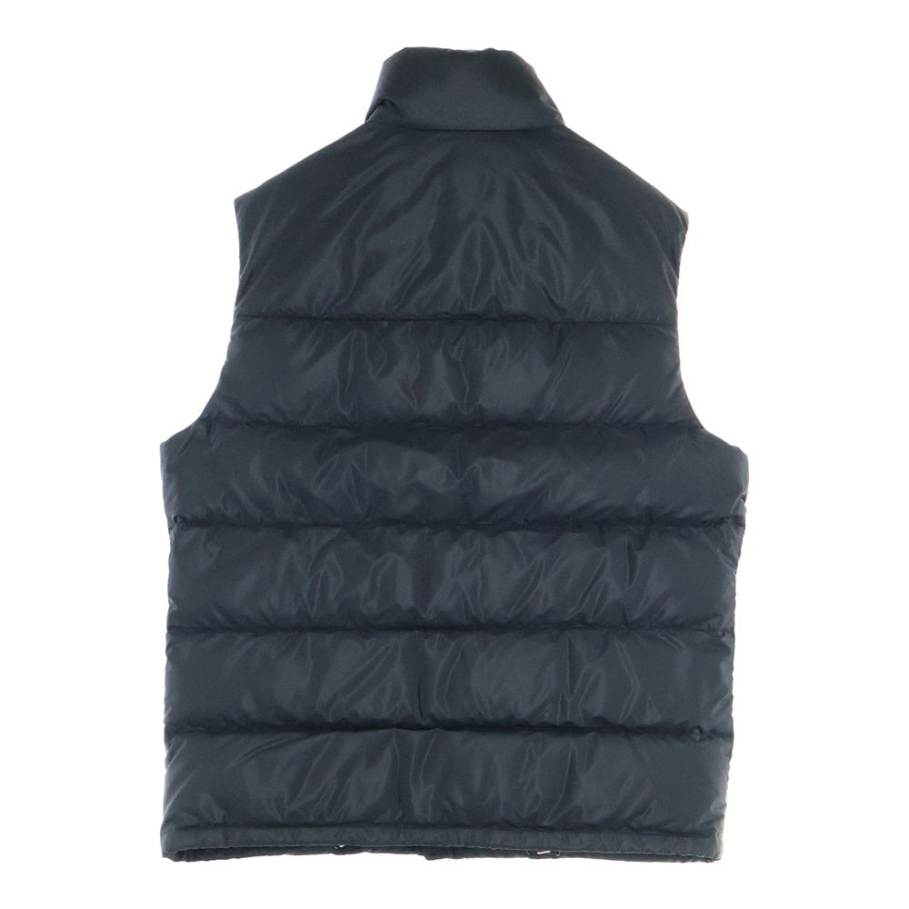 PRADA(プラダ) トライアングルロゴプレート ナイロンダウンベスト ブラック SGJ191 R132