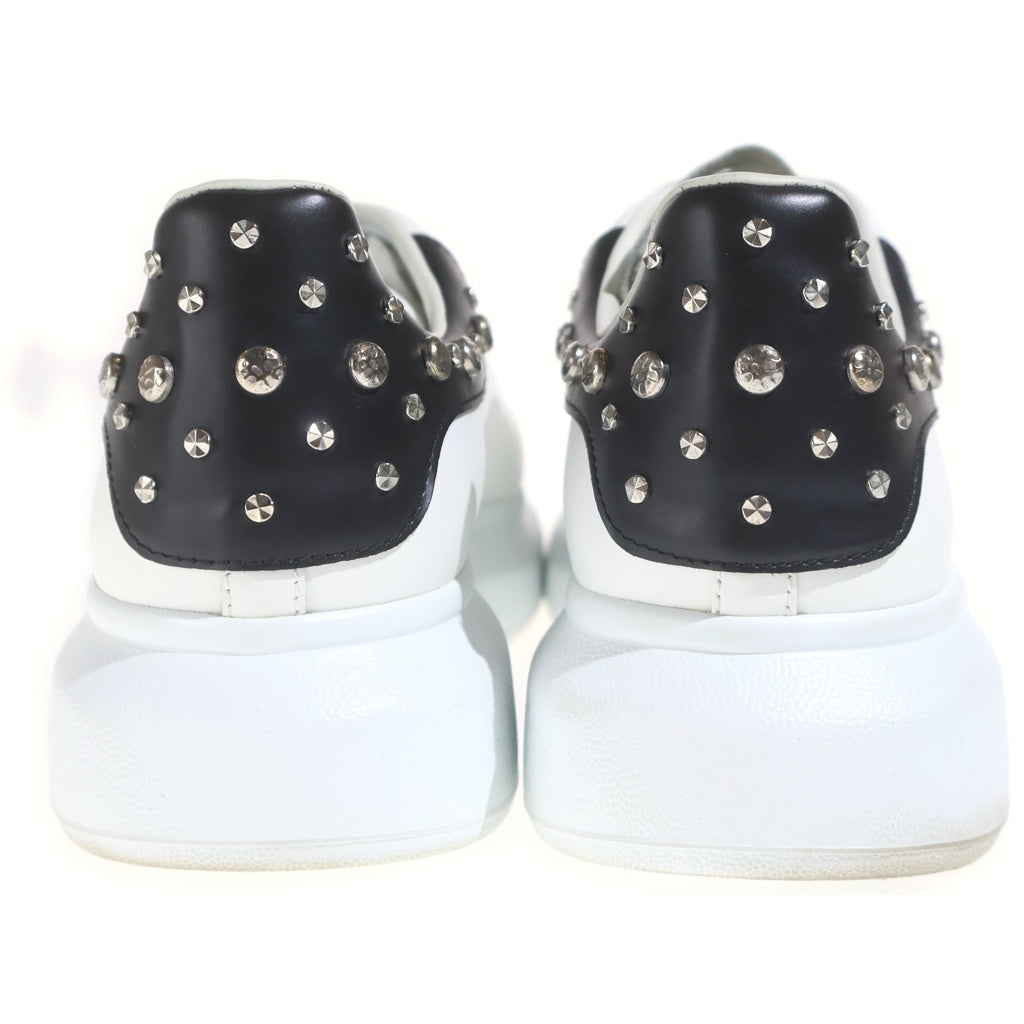 Alexander McQueen(アレキサンダーマックイーン) オーバーサイズ スタッズ プラットフォーム レザー ローカットシューズ スニーカー ホワイト/ブラック 485246