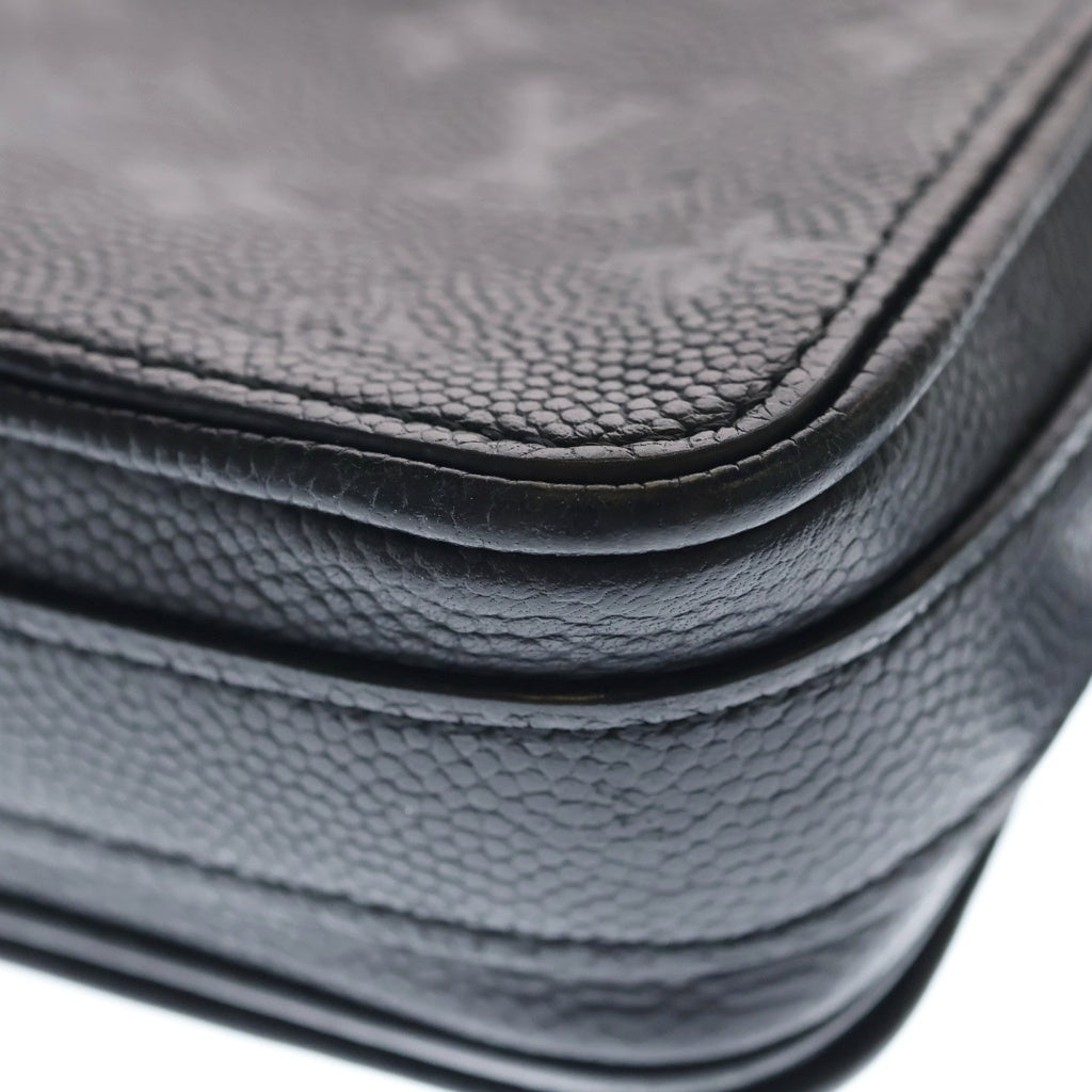 LOUIS VUITTON(ルイヴィトン) モノグラム ステュディオ メッセンジャー NBAコラボ ショルダーバッグ ブラック レザー M58498 ゴールド金具 レディース