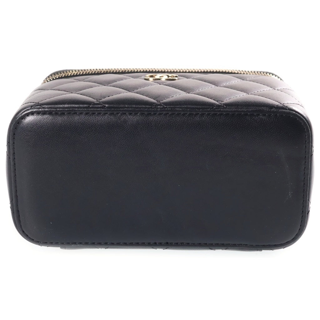 CHANEL(シャネル) マトラッセ ミニ バニティ ラムスキン レザー チェーンショルダーバッグ ブラック ゴールド金具 31番台 AP2199 レディース
