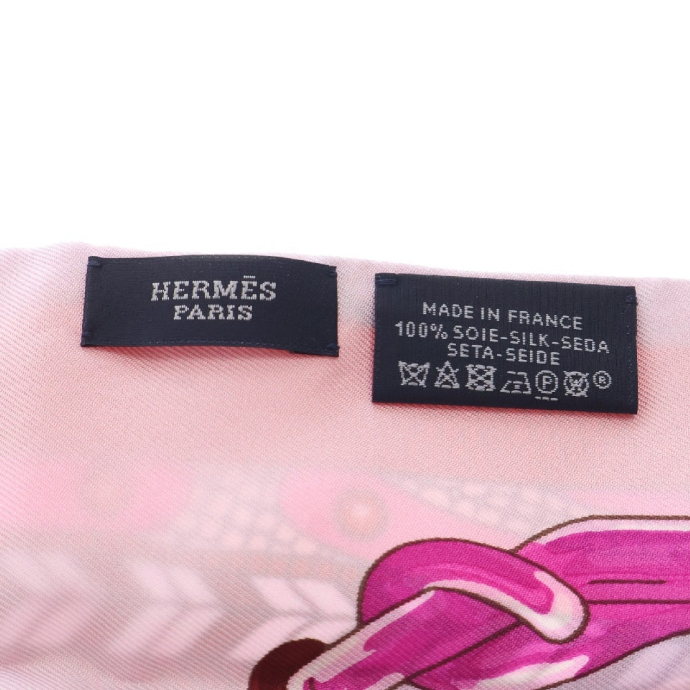 HERMES(エルメス) ツイリー 高官の鞍 Selle de pignitaire Plumetis ピンク×レッド シルク スカーフ