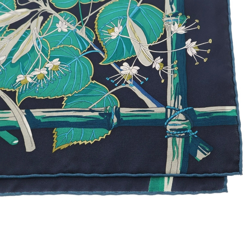 HERMES(エルメス) カレ90 Mythes et Metamorphoses 神話とメタモルフォーズ マルチカラー シルク スカーフ グリーン