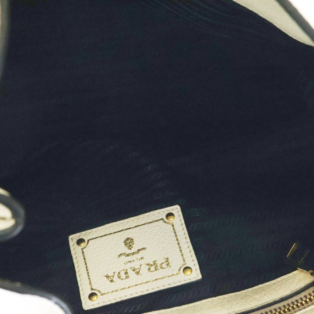PRADA(プラダ) ヴィッテロ フェニック エンボスロゴ ワンショルダーバッグ ホワイト レザー 1BC051