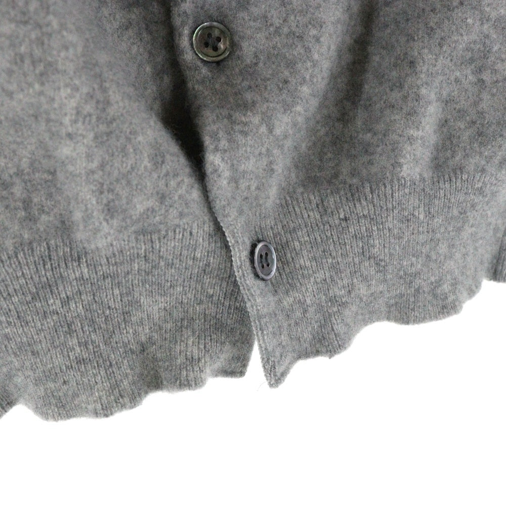 PLAY COMME des GARCONS(プレイコムデギャルソン) ロゴラウンドネックニット カーディガン グレー×ブラック XS AX-N023