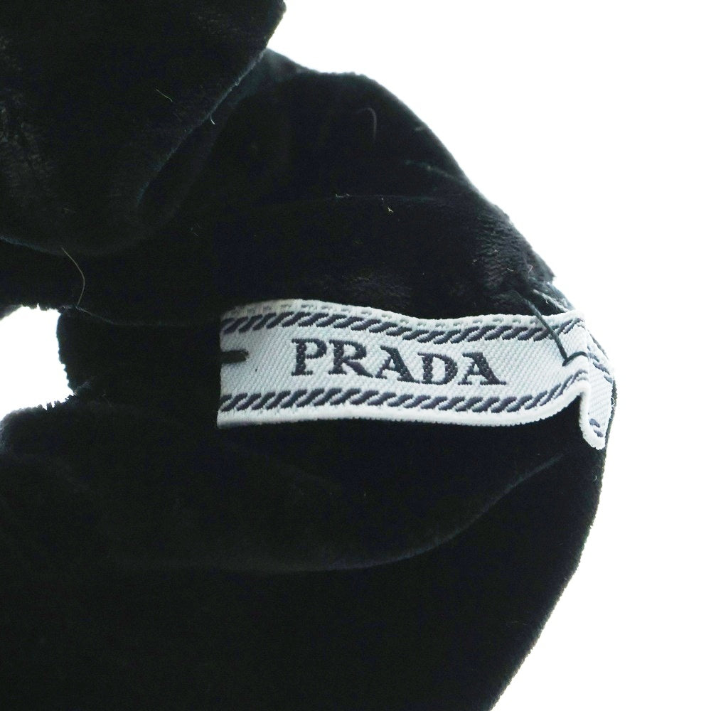 PRADA(プラダ) シュシュ トライアングルロゴ ブラック ベロア ヘアアクセサリー 1IF015 レディース